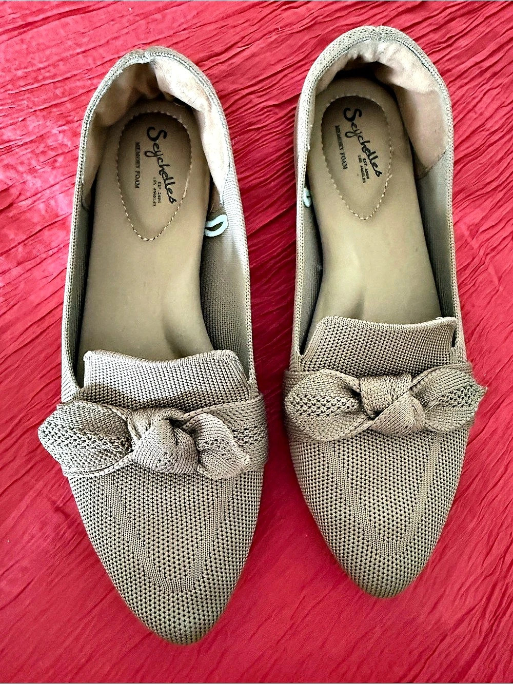 Seychelles Mimosa Bow Flats in Beige US 7
